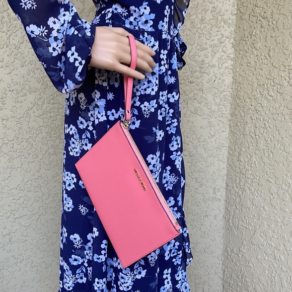 MK Jet Set Travel XL Zip Clutch Wristlet Grapefrui - Picture 3 of 15